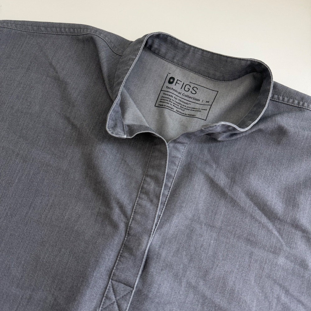 FIGS Rafaela Oversized Scrub Top Charcoal Grey Technical Collection Medium